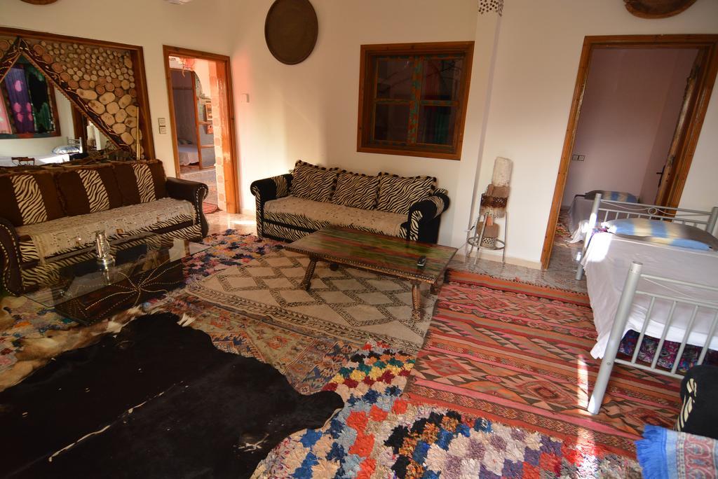 Maison D'Hotes Ait Bou Izryane Timoulilt Exterior foto